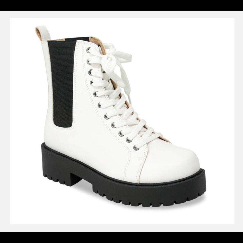 Chase & Chloe - White Combat Boots